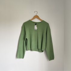 All Orders Ship In 1-3 Days Cropped Knit Sweater Condition: Brand New, Never Worn! Tags Attached Color: Green Size Large 100% Acrylic Smoke Free And Pet Free Home! Green Textured Knit Cropped Sweater With Crew Neck, Green Long Sleeve Textured Cropped Sweater, Green Knit Cropped Sweater With Crew Neck, Green Cozy Knit Tops, Cozy Green Knit Top, H&m Knit Tops For Fall, Fall Knit Tops By H&m, H&m Knit Long Sleeve Sweater, H&m Long Sleeve Knit Sweater