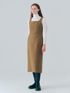 Composition : WOOL 80% NYLON 20%Country of Origin : Republic of Korea Wool Dress, Square Neck, Jumpsuit Dress, Dress Outfits, Composition, Jumpsuit, Wool, Square, Clothes For Women