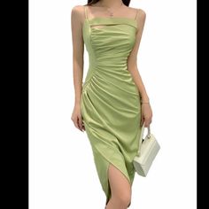 Size S New Without Tags Elegant Green Bodycon Dress For Day Out, Trendy Sheath Dresses For Spring, Elegant Green Midi Dress For Day Out, Chic Green Bodycon Dress For Brunch, Green Sheath Midi Dress For Brunch, Colorful Dresses, Cut Out, Midi Dress, Womens Dresses