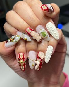 Gingerbread cookies anyone? 🍪 ✧ : *✧ :* ✧ *✧: #gelnails #nailinspo #nailinspiration #nailart #naildesigns #nailartinspo #nailsoftheday #gelx #gelxnails #apresgelx #handpaintednails Nail Trends Christmas 2024, 3d Christmas Nail Art, Christmas Cookie Nails, Gingerbread Nail Designs, Christmas Character Nails, Brown Long Nails, Christmas Nails 3d, 3d Christmas Nails, Aesthetic French Nails