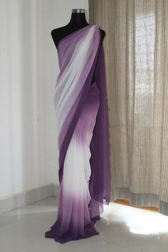 Shaded Georgette Saree, Lilac Purple Saree, Lilac Purple Dress Outfit, Simple Georgette Saree, Lilac Silk Saree, Kurti From Saree Ideas, Gorget Saree, Lilac Saree, Purple Sarees