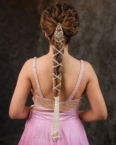 Hair Trend Alert: Braiding Fabrics Are the Talk of the Town! | WeddingBazaar Wedding Aesthetic Hairstyle, Mehndi Plait Hairstyles, Trending Hairstyles For Wedding, Braided Hairstyles With Accessories, Chotla Hairstyles Wedding, Braided Hair Accessories, Mahendi Hairstyle, Dandiya Hairstyle, Choti Hair Style Hairstyles