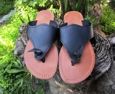 Women's comfortable and high quality sandals made from genuine cowhide leather. Available in brown, black, all black (insoles and outsoles are also black) and natural color. Strong and durable thong sandals also featuring stitched leather insoles and slip resistant rubber soles. Timeless sandals perfect for casual daily wear. The sandals in brown, black and natural are also available with soft padded insoles but the all black is not. Option available in color drop-down box. Please check below fo Leather Flip Flops Womens, Leather Sandals Handmade, Handmade Sandals, Leather Flip Flops, Palm Beach Sandals, Stitching Leather, Slingback Sandal, Thong Sandals, Strap Sandals