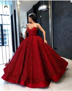 Red Tulle Quinceanera Dress For Debutante Ball, Red Gown For Pageant During Prom Season, Red Sweetheart Neckline Ball Gown For Pageant, Quinceanera Ball Gown With Sweep Train For Debutante Ball, Quinceanera Dress With Sweep Train For Debutante Ball, Red Tulle Quinceanera Dress For Wedding, Quinceanera Ball Gown With Sweetheart Neckline For Prom Season, Quinceanera Ball Gown With Sweep Train And Fitted Bodice, Ball Gown With Sweetheart Neckline For Banquet