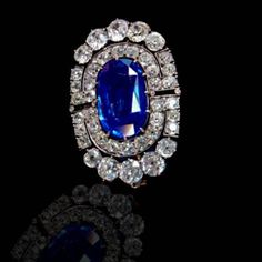 ANTIQUE 3.90 CTW ROSE CUT DIAMOND 925 SILVER BLUE SAPPHIRE Royal BROOCH Metal: Sterling Silver Metal Purity: 925 Metal Wt: 13.100 Grams Diamond Type: 100% Natural Diamond Diamond Color: white Diamond I-J Diamond Clarity: SI1-SI2 Diamond Cut: Good Diamond Shape: Round Diamond Wt: 3.90 Ctw Gemstone :Blue sapphire Gemstone wt: 3.4 ctw Dimension: Length: 1.7 Inches Product Color: Oxidized Black Rhodium on Diamond and Gold Rhodium on Sterling Silver Blue Diamond Gemstone Brooches, Blue Diamond Brooches For Anniversary, Blue Sapphire Brooch For Gift, Blue Sapphire Brooches As Gift, Blue Sapphire Brooches For Gift, Fine Jewelry Blue Brooches For Anniversary, Blue Fine Jewelry Brooches For Anniversary, Blue Hallmarked Brooches For Anniversary, Blue Gemstone Brooch For Anniversary