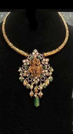 Kante With Diamond Pendant, Kante Designs Latest, Kanti Necklace Designs Gold, Kanti Necklace Designs, Kanti Necklace, Necklace Designs Gold, Small Necklaces, Antic Jewellery, Pretty Gold Necklaces