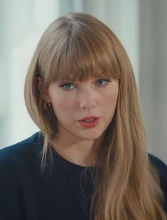 Taylor Swift Hair Color, Taylor Swift Haircut, Taylor Swift Bangs, Blonde Inspiration, T Swift, Midnights Era, Miss Americana, Vogue Photoshoot, Fall Fishing