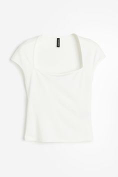 Short  fitted top in soft jersey. Square neckline  cap sleeves  and a straight-cut hem. Fitted Top, Square Neckline, Cap Sleeve, Cap Sleeves, Square, White