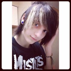 johnnie guilbert, i love you Band Outfits, Johnnie Guilbert, Mikey Way, Emo Kid, Cute Emo