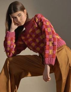 Enredo Check Alpaca Sweater Crochet Fashion Trends, 2024 Colors, Alpaca Clothing, Cardigans Sweater, Squirrel Girl, Retro Revival, Sweater Trends, Two Piece Pants Set, Casual Wear Women