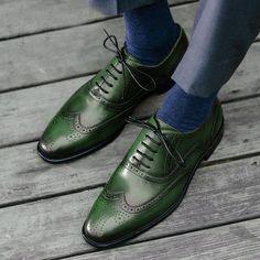 Luxury Green Dress Shoes For Business, Green Dress Shoes, Shoe Gallery, Leather Brogues, Brogue Shoes, Star Shoes, Genuine Leather Shoes, How To Make Shoes, Green Shoes