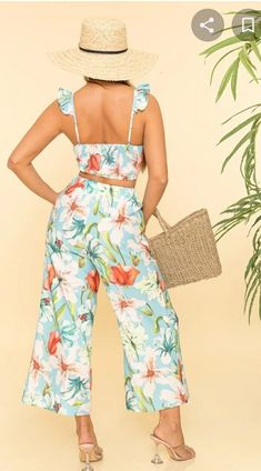 High waist wide leg Culottes pants set Floral print with jewel buckle Little stretch Self Adhesive Bra, Wide Leg Culottes, Culottes Pants, Floral Print Crop Top, Adhesive Bra, Top And Pants Set, Shopify Theme, Print Crop Tops, Spring Collection