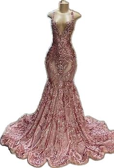 Gown Fitted, Maxi Gown, Pink Maxi, Mermaid Gown, Maxi Gowns, Crystal Embellishment, The Knee, Elegant Design, Bodice