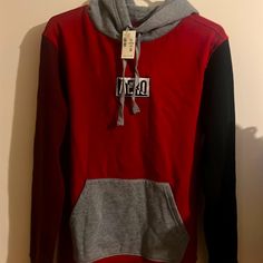 Cerise Red Size - Xs Hoodie Pull Over Very Comfortable Fits Good , I’m Just To Small For It. I’m 5’2” Btw Sporty Red Color Block Hoodie, Casual Red Color Block Sweatshirt, Sporty Red Color Block Sweatshirt, Red Varsity Hoodie For Streetwear, Yellow Camo, Aeropostale Hoodies, Sporty Hoodie, White Hoodie Men, Aeropostale Sweater