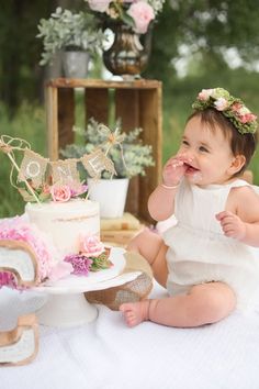 Spring First Birthday Photoshoot, Boho One Year Old Birthday Photos, Spring 1st Birthday Photo Shoot, Year 1 Photoshoot, Baby Girl 1st Birthday Photoshooting Ideas, 1st Birthday Photoshoot With Siblings, Boho One Year Old Photoshoot Outdoor, 1 Year Smash Cake Photo Shoot, Boho 1 Year Photoshoot