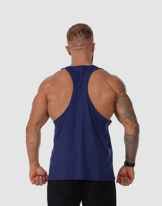 The ultimate workout companion for your lifting sessions. Crafted from 100% pure cotton, this stringer is designed with a relaxed, loose fit, offering freedom of movement comfort and breathability during your workouts. The soft cotton fabric feels gentle against the skin, reducing irritation and allowing you to focus solely on your performance. Its durable material promises long-lasting wear, while the comfortable fit makes it perfect for everyday training. Model: Straten is 6.1” and wears size Competition Jewelry, Fitness Jewelry, Ultimate Workout, Activewear Brands, Red S, Sweater Crop, Crop Top Sweater, Squat Proof, Freedom Of Movement