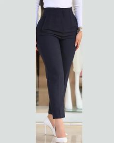 Style:Chic,Elegant Type:Pants Material:Polyester Length:Cropped Pattern Type:Plain Fit Type:Regular Occasion:Daily,Work Package Include:1*Pants Cropped Work Pants, Outfit Formal Mujer, Professional Attire, Pencil Pants, Cropped Trousers, Black Bottoms, Style Chic, Bottom Clothes, Work Pants