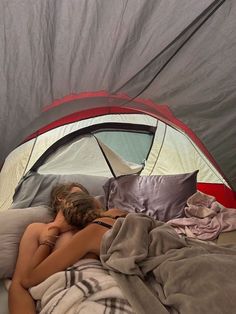 Must-Have Camping Equipment You Need To Invest In Right Now! Dream Dates, Cute Date Ideas, My Kind Of Love, The Love Club, Cute Couples Photos, Naha, Photo Couple, Cute Relationship Goals, Couple Aesthetic