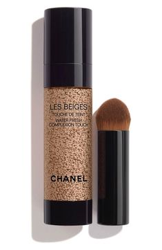 Chanel Foundation, Freetime Activities, Perfume Chanel, Chanel Les Beiges, Chanel Beauty, Chanel Makeup, Makeup Wishlist, Eye Contour, Makeup Items