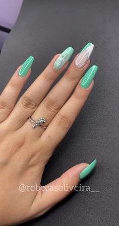 Diy Rhinestone Nails, Wow Nails, Manicure Nail Designs, Cute Simple Nails, Glamour Nails, Beige Nails, Hair Skin Nails, Neon Nails, Instagram Pics