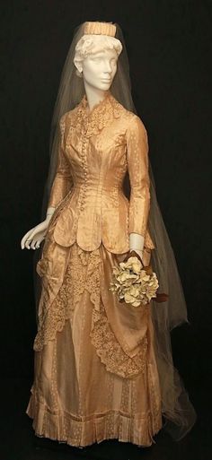 Antique Wedding Dresses, 1880s Fashion, 19th Century Clothing, Wedding Gowns Vintage, Antique Clothing