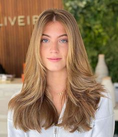 Long Blonde Hair Cuts, Long Ombre Hair, Layered Haircuts For Long Hair, Layered Wigs, Long Blonde Wig, Haircuts For Long Hair With Layers, Wigs Long, Curls For Long Hair, Layered Hairstyles