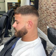 Modern Mens Haircuts, Gentleman Haircut, Boys Fade Haircut, Young Men Haircuts, Mid Fade Haircut, Men Fade Haircut Short, Short Hair With Beard