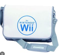 the nintendo wii messenger bag is white and has blue trimmings on the front