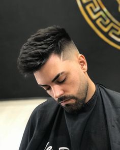 Mens Messy Hairstyles, Fade Haircut Styles, Zany Malik, Mens Hairstyles Fade, Beard Haircut, Gents Hair Style, Mens Hairstyles Thick Hair