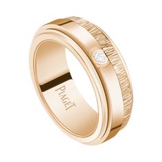 Possession "Decor Palace" ring in 18K rose gold set with one Possession-set brilliant-cut diamond (approx. 0.03 ct).  Please note that the carat weight, number of stones and product dimensions will vary based on the size of the creation you order. For detailed information please contact us. Piaget Rose, Piaget Possession, Ring Luxury, Rose Gold Diamond Ring, Rings Jewelry Fashion, Luxury Rings, Gold Diamond Ring, Rose Gold Diamonds, Gold Diamond Rings