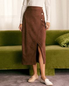 The Coffee High Waisted Suede Slit Midi Skirt & Reviews - Coffee - Bottoms | RIHOAS Elastic Skirt, Tailored Clothes, Floral Maxi Skirt, Bohemian Look, Suede Skirt, Current Styles, Fly High, Low Waisted, Feminine Look