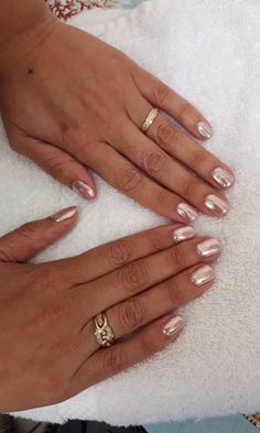 Chrome Pink Nails, Champagne Nails, Chrome Pink, Season Nails, Pink Chrome Nails, Pearl Nails, Nail Jewelry, Nails 2024, 2024 Trends