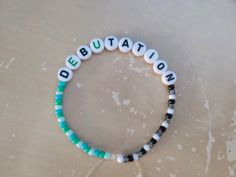 mix of reputation and Taylor Swift (debut) Debut Bracelet Ideas, Taylor Swift Debut Bracelet Ideas, Taylor Swift Friendship Bracelet Aesthetic, Taylor Swift Debut Friendship Bracelet, Debut Bracelet Taylor Swift, Rep Bracelet, Reputation Bracelet Ideas, Debut Friendship Bracelet, Bracelet Ideas Taylor Swift