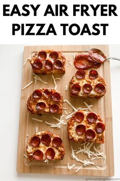 4 Ingredient Easy Air Fryer Pizza Toasts | Easy, Quick Lunch, Dinner Ideas | Picky Eater Friendly Air Fryer Lunch Ideas, Ideas For Kids Lunch, Air Fryer Lunch, Toast Air Fryer, Pizza Toast Recipe, Dinner Air Fryer, Air Fryer Pizza, Pizza Toast, 10 Minute Meals