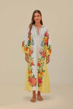 Off-White Bloom Garden Maxi Dress Flower Print Long Dress, Streetwear Dresses, Streetwear Dress, Beach Holiday Dresses, Beach Holidays, Casual Summer Wear, Summer Tropical, Lantern Sleeve Dress, Dress Women Elegant