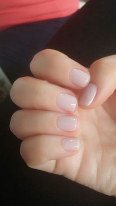 Simple, but still cute Nude Natural Nails, Nail Colors For Pale Skin, Natural Gel Nails, Milky Nails, Short Gel Nails, Nails Nude, Nails Natural, Pale Purple, Womens Nails