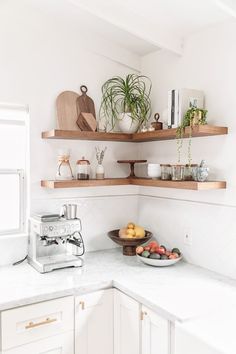 the kitchen counter is clean and ready for us to use