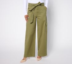 A Cali-chic vibe is in the bag (and in your closet) with these Rowen wide-leg pants from Jennie Garth. A simple cargo pocket keeps this style trend-fresh without totally dominating, while the belted option adds polish when it's time to tuck. From Me by Jennie Garth. Jennie Garth, In The Bag, Cargo Pocket, Cali, Leg Pants, Wide Leg Pants, Wide Leg, Pants, Closet