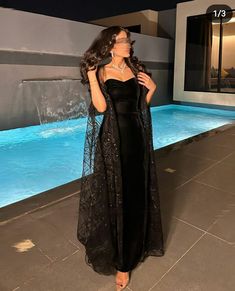 Dubai Evening Dress, Abaya For Party, Arab Wedding Guest Dress, Shawl Over Dress, Modest Prom, Classy Prom Dresses, Fancy Dresses Long, Women Dresses Classy, Elegant Dresses Classy