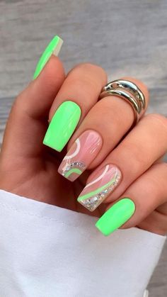 Short Nails Summer, Neon Green Nails, Unghie Sfumate, Summer Nail Art, Cute Summer Nails, Pink Nail, Summer Nails Colors, Neon Nails, Nail Designs Spring