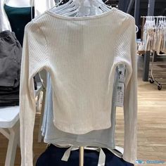 Orcajump - Buttoned Knitted Cardigan Sweater with Long Sleeves and a Round Neckline Cardigan Vest Sleeveless, Knitting Women Cardigan, Long Sleeve Knitted Cardigan, Knit Cardigan Sweater, Sleeveless Cardigan, Sleeveless Jacket, Round Neck Sweaters, Cardigan Top, Cardigan Sweaters For Women