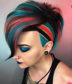 Pixie Bob Hairstyles, Bob Pixie, Colorful Hair, Rainbow Hair, Colored Hair, Cool Hair Color