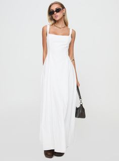 You Can Maxi Dress White Maxi Graduation Dress, Ren Fair, Flowy Style, Maxi Dress White, Pink Formal Dresses, Fleece Dress, Outerwear Outfit, Strapless Tops, Senior Pics