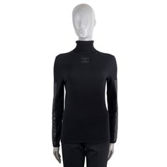 100% authentic Chanel turtleneck sweater in black wool (70%) and cashmere (30%). Features black leather stripes on the sleeves and leather CC on the neck. Has been worn and is in excellent condition. Please note the Chanel label has been removed, the content tag is still attached. 2011 Paris-Byzance Metiers d'Art Measurements Model Chanel11A P42169 K03213 Tag Size Missing Size S Shoulder Width 40cm (15.6in) Bust 84cm (32.8in) to 90cm (35.1in) Waist 76cm (29.6in) to 84cm (32.8in) Hips 84cm (32.8i Chanel Turtleneck, Chanel Label, Chanel Sweater, Chanel Black, Black Wool, Turtleneck Sweater, Leather Trims, Sweater Outfits, D Art