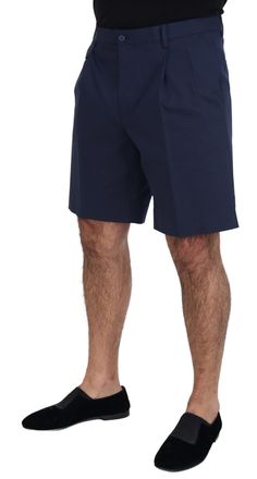 DOLCE & GABBANA Gorgeous, brand new with tags 100% Authentic Dolce & Gabbana shorts. Style: Chino shorts Colour: Blue Material: 89% Cotton 9% Silk 2% Elastane Fitting: Regular fit Two front and two back pockets Logo details Made in Italy Classic Bermuda Shorts With Built-in Shorts, Navy Shorts With Pockets, Navy Bermuda Shorts For Summer, Navy Relaxed Fit Bottoms, Short Length, Navy Relaxed Fit Shorts, Navy Bottoms With Short Inseam For Summer, Navy Knee-length Bottoms With Pockets, Classic Shorts With Welt Pockets, Navy Fitted Shorts For Spring