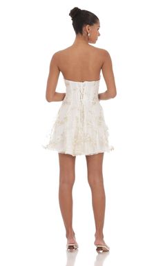 Embroidered Floral Strapless Dress in White | LUCY IN THE SKY White Strapless Mini Dress For Garden Party, Lucy In The Sky Strapless Dress, White Feminine Mini Strapless Dress, White Strapless Mini Dress With Boned Bodice, White Hoco Dress, White Strapless Dress With Fitted Bodice, Mini Length, Grad Fits, Flowy Short Dress, Lucy In The Sky Dress