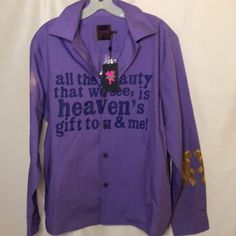 Nwt Heaven By Marc Jacobs Men’s Purple Button Down Shirt. Size L. Photos Show One Light Stain On Right Upper Arm. Measures 23 Inches Arm Pit To Arm Pit And 28 Inches In H. Cotton Long Sleeve Camp Shirt With Button Closure, Spring Long Sleeve Camp Shirt With Buttons, Spring Long Sleeve Camp Shirt, Cotton Graphic Print Long Sleeve Camp Shirt, Cotton Long Sleeve Camp Shirt With Graphic Print, Long Sleeve Cotton Camp Shirt With Buttons, Long Sleeve Camp Shirt With Graphic Print For Spring, Retro Purple Cotton Shirt, Purple Cotton Retro Shirt