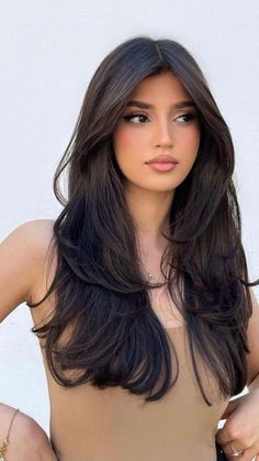 Haircuts For Long Hair With Layers, Brown Hair Inspo, Hair Inspiration Long, Haircut Inspo, Hairstyles For Layered Hair, Long Layered Haircuts, Long Dark Hair, Haircuts Straight Hair