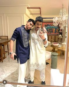 Traditional Indian Mens Clothing, Kurta Designs Men's, India Fashion Men, Latest Kurta Designs, Indian Wedding Clothes For Men, Mens Indian Wear, Boys Kurta Design, Wedding Kurta For Men, Groom Dress Men