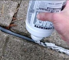 repairing cracks in concrete 7 minutes is all you need, concrete masonry, home maintenance repairs Concrete Cracks, Cracks In Concrete, Concrete Driveways, Concrete Projects, 7 Minutes